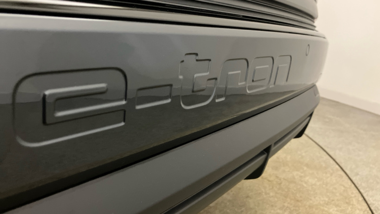 Audi Q4 e-tron 210kW 45 82kWh Black Edition 5dr Auto Electric Estate